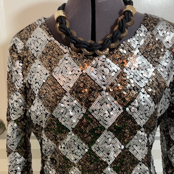 HAHA Black/ Silver Sequin Dress keyhole Closure open  Back size. 3/4 sleeves - Picture 2 of 11